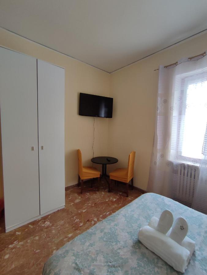 Le Golosine Fiera Rooms เวโรนา ภายนอก รูปภาพ